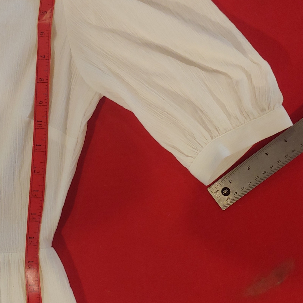 Reformation Chicago dress NWOT - Ivory, size 4 - Picture 13 of 13